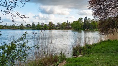 Bild der Gemeinde Borgstedt mit Kanalblick